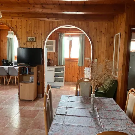 Holiday home Lellei Pihenohaz *