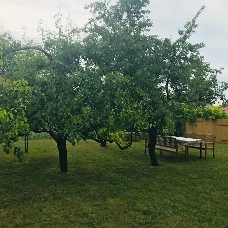 Lellei Pihenohaz * Balatonlelle
